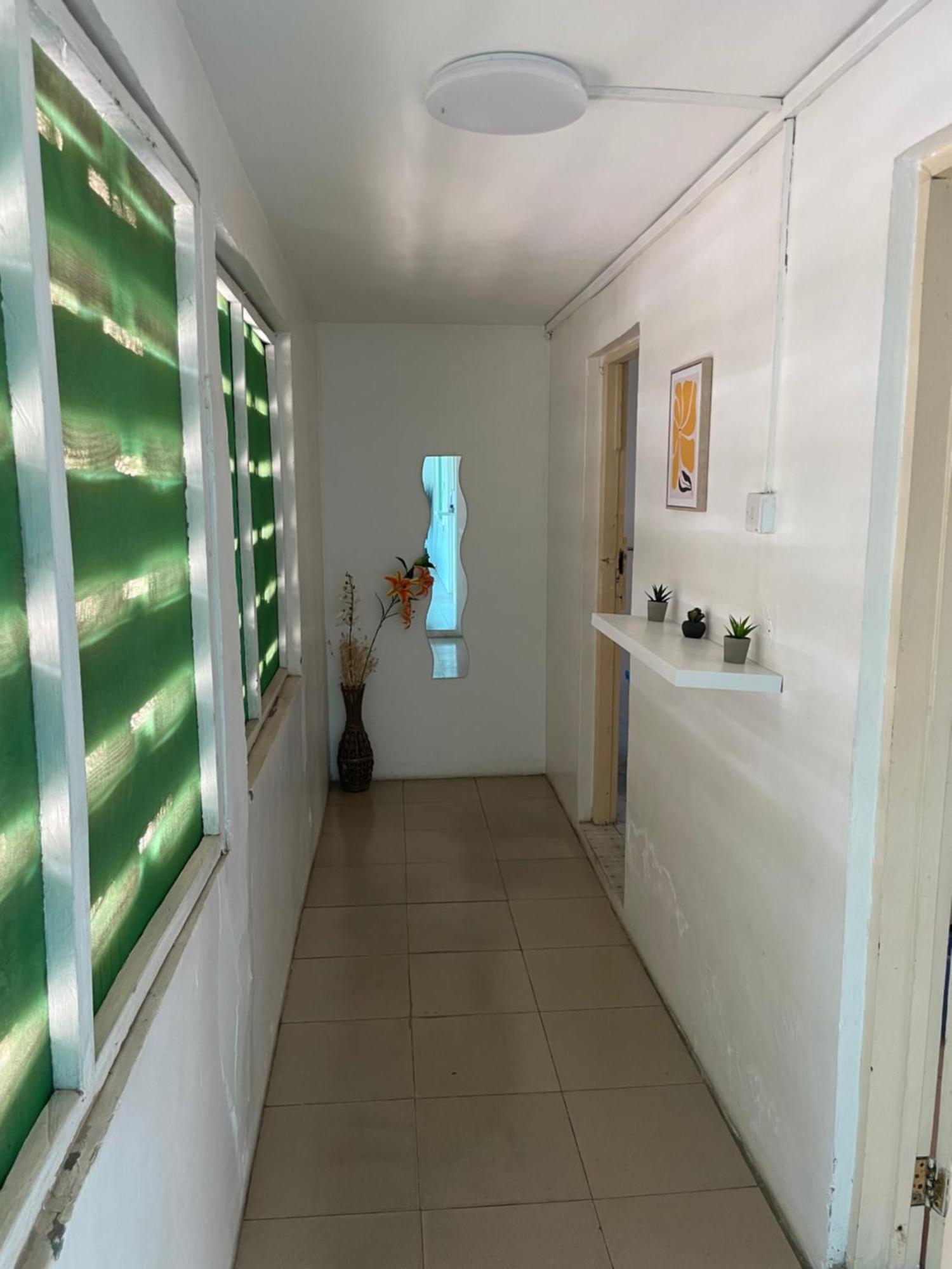 Appartamento Big & Confortable House In Oxford Street Barnor Accra Esterno foto